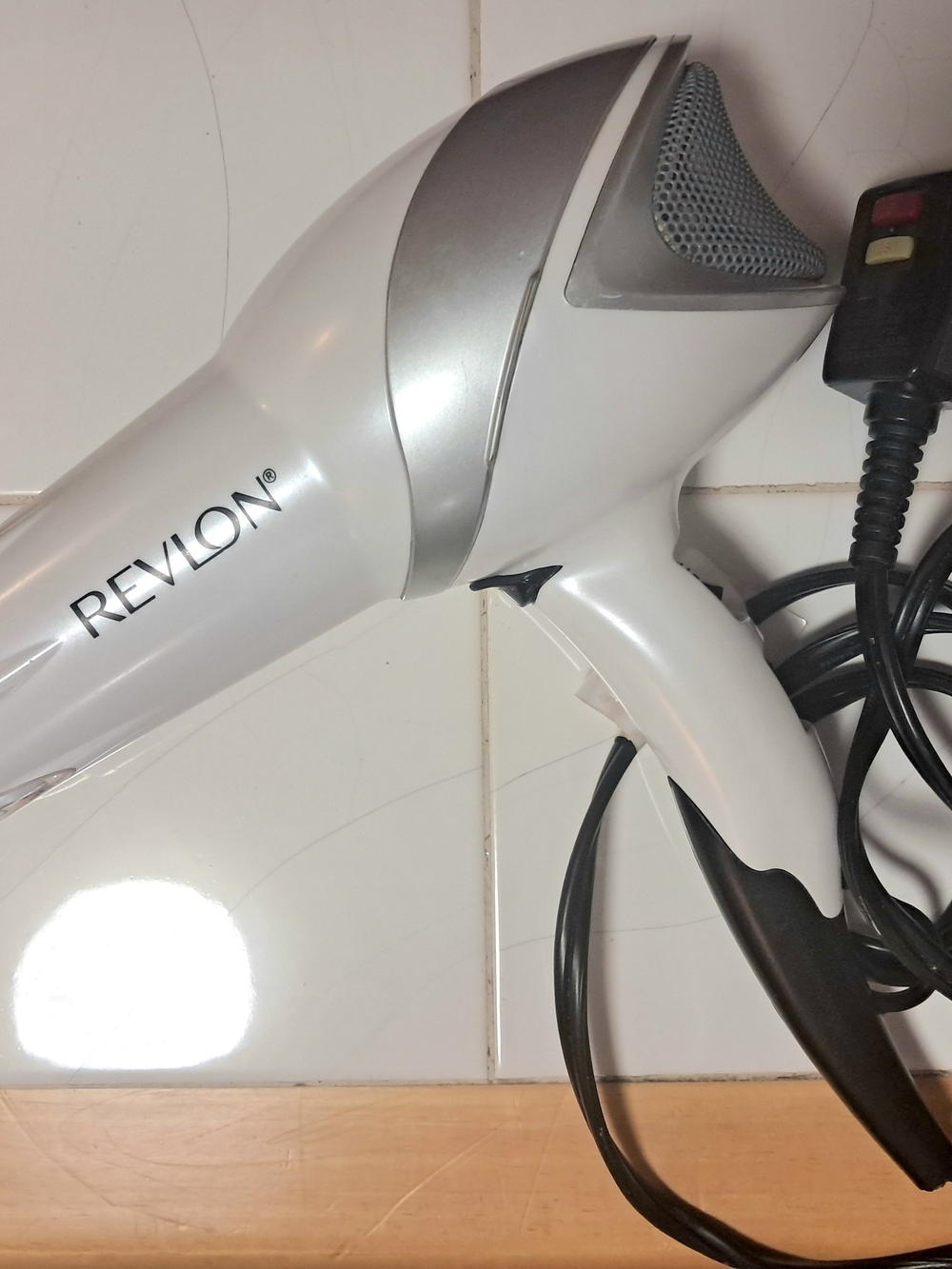 Revlon Turbo White and Silver Compact Hair Dryer With Smoothing Attachment